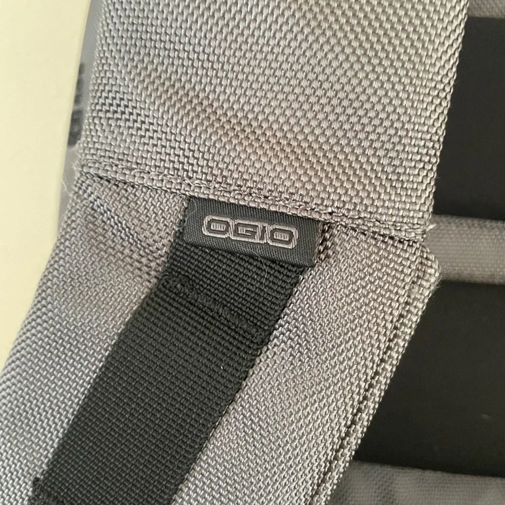 Ogio‎ Ace Pack Backpack Padded Laptop Protection Applovin Logo Travel Commuter